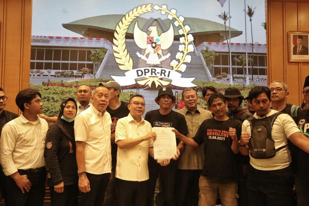dasco_dan_saan_teken_pernyataan_siap_mundur_83279