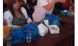ibu dari korban keracunan mbg