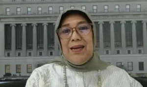 Prof-Dr-Hesti-Armiwulan-saat-acara-Eksaminasi-Putusan-MK